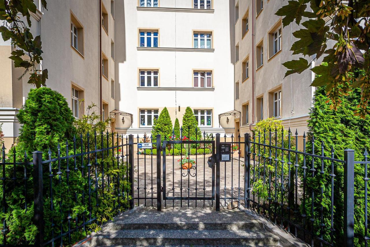 Apartament Konstantego Apartment กดิเนีย ภายนอก รูปภาพ